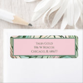 ピンクとグリーンのモダン差出人住所ラベル ラベル (インサイチュ)