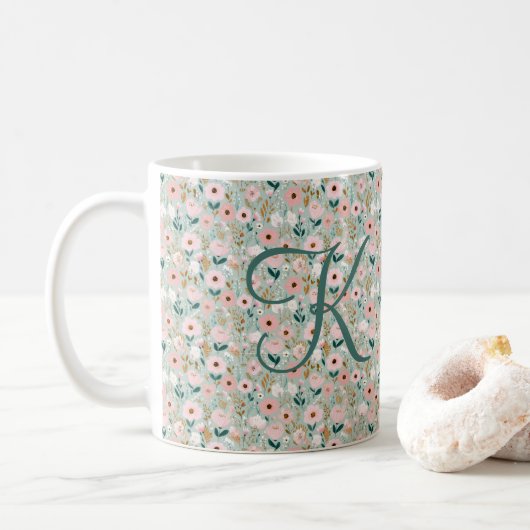 ピンクとグリーンの水彩花モノグラムイニシャル コーヒーマグカップ (ドーナツ)