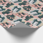 ピンクとグレーのかわいらしプレゼント包まれた誕生日 ラッピングペーパー (角)