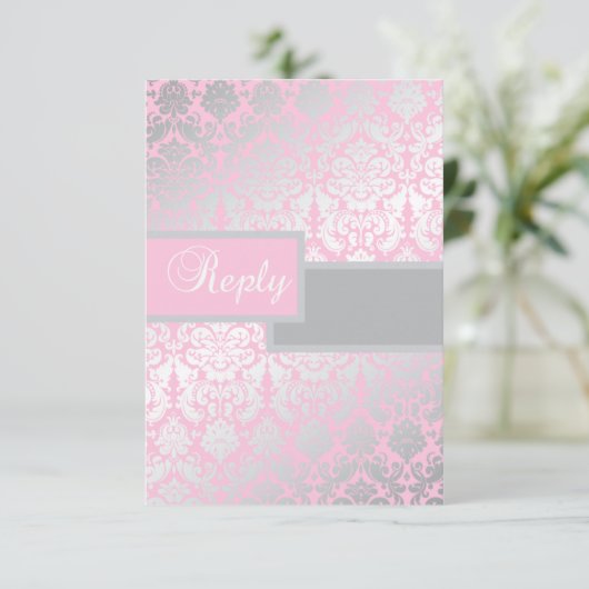 ピンクとグレーのダマスク返信カード 出欠カード (スタンド正面)