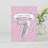 ピンクとグレーのバルーンガールズ7thバースデーパーティー 招待状 (スタンド正面)