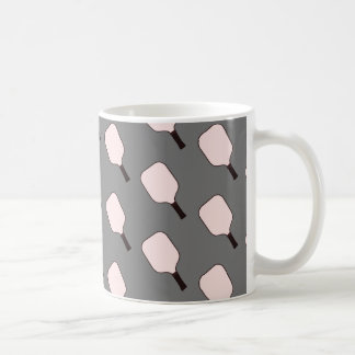 ピンクとグレーのピックルボールマグ コーヒーマグカップ