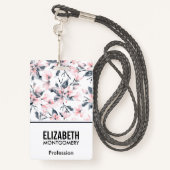 ピンクとグレーのフローラ水色パターン バッジ (裏面ランヤード)