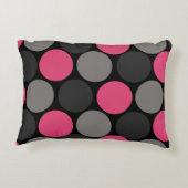 ピンクとグレーのポリカドット アクセントクッション (裏面)