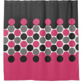 ピンクとグレーのポリカドット シャワーカーテン (正面)