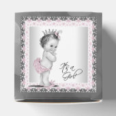 ピンクとグレーのヴィンテージプリンセスベビーシャワー フェイバーボックス (上部)