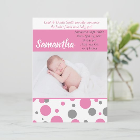 ピンクとグレーの水玉模様 |ベビーガールフォト誕生 案内状 (スタンド正面)