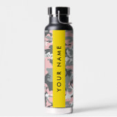 ピンクとグレーの迷彩自分の名前をパーソナライズ ウォーターボトル (左面)