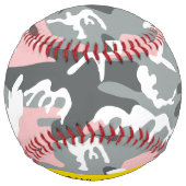 ピンクとグレーの迷彩自分の名前をパーソナライズ ソフトボール (裏面)