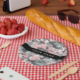 ピンクとグレーの迷彩自分の名前をパーソナライズ ペーパープレート