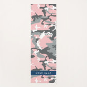 ピンクとグレーの迷彩自分の名前をパーソナライズ ヨガマット (正面)