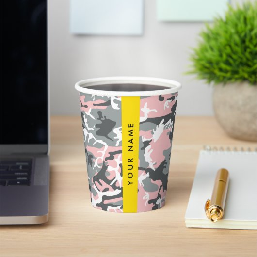 ピンクとグレーの迷彩自分の名前をパーソナライズ 紙コップ (インサイチュ)