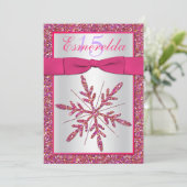 ピンクとシルバーのグリッターの雪の結晶のキンセアニエラ招待状 招待状 (スタンド正面)