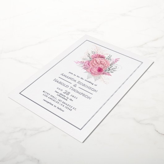 ピンクとシルバーの熱帯フローラ結婚のホイルのエキサイト 箔招待状 (回転した状態)