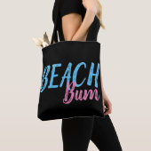 ピンクとスカイブルーのビーチBUMレタリングオン黒 | トートバッグ (クローズアップ)