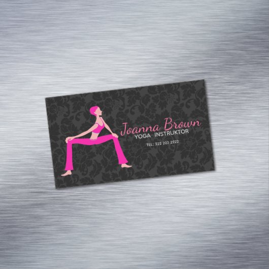 ピンクとスキントーンヨガポーズシルエット マグネット名刺 (インサイチュ)