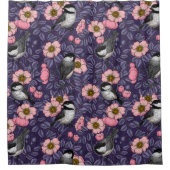 ピンクとスミレの野生バラの《鳥》アメリカゴガラ シャワーカーテン (正面)