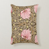 ピンクとセピアのWモリスのパーペネルパターン アクセントクッション (正面(垂直))