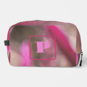 ピンクとタウペカモフラージシックモノグラムの ドップキット (正面)