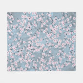 ピンクとダスティブルーの桜 フリースブランケット (正面(横))