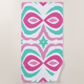 ピンクとティール（緑がかった色）パターン ビーチタオル (正面)