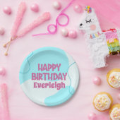 ピンクとティール（緑がかった色）冬の誕生日パーティープレート ペーパープレート (パーティー)