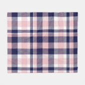 ピンクとネイビーのPlaid、市松模様に、タータンチェックシームレス フリースブランケット (正面(横))