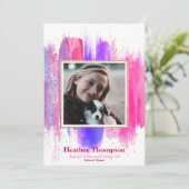 ピンクとパープルのペイントされたグリッターが輝く卒業式 招待状 (スタンド正面)