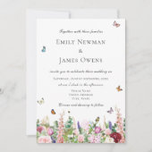 ピンクとパープルの野生の花と蝶の結婚式 招待状 (正面)