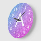 ピンクとパープルスパークルグリッターモノグラム名 ラージ壁時計 (傾斜)
