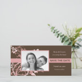 ピンクとブラウンのフローラ日付の写真カードを保存 セーブザデート (スタンド正面)