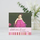 ピンクとブラウンの女の子1歳誕生日招待状 招待状 (スタンド正面)
