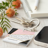 ピンクとブラックのシックな抽象芸術パターカスタムン キーホルダー (正面右)