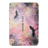 ピンクとブラックのシ不気味ーズン バスマット (正面縦)