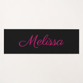 ピンクとブラックのトレンディー ヨガマット (正面(横))