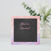 ピンクとブラックのパーソナライズ 招待状 (スタンド正面)