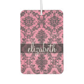 ピンクとブラックのヴィンテージダマスクパターンとモノグラム カーエアーフレッシュナー (正面)
