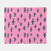 ピンクとブラックハロウィンこうもり フリースブランケット (正面(横))