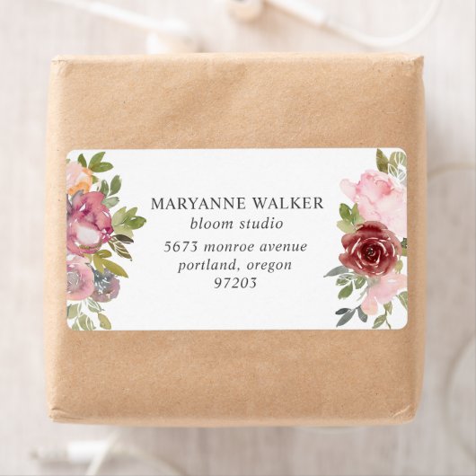 ピンクとブルゴーニュのフローラ差出人住所ラベル ラベル (インサイチュ)