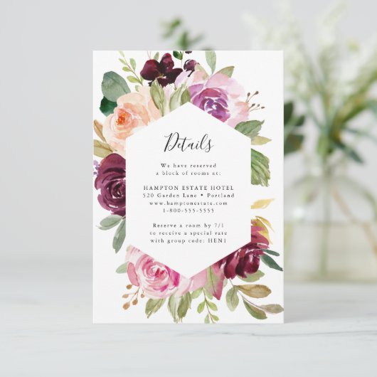 ピンクとブルゴーニュのフローラ結婚の詳細カード 出欠カード (スタンド正面)