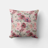 ピンクとブルゴーニュの水彩のかわいらしフローラ クッション (正面)
