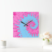 ピンクとブルーのスパイラル絞り染め時計 スクエア壁時計 (ホーム)