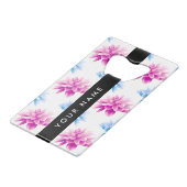 ピンクとブルーのダリア、花のパターン、あなたの名前 クレジットカード栓抜き (裏面アングル)