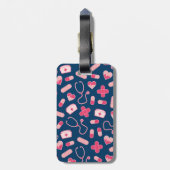 ピンクとブルーのナースパターン（モノグラム） ラゲッジタグ (裏面縦)