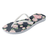 ピンクとブルーのヴィンテージバラ モノグラムの ビーチサンダル (アングル)