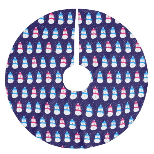 ピンクとブルーの冬の雪だるま ブラッシュドポリエステルツリースカート (正面)