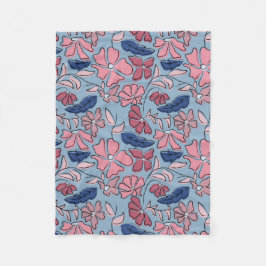 ピンクとブルーの手描きフローラブロックプリント フリースブランケット