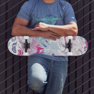 ピンクとブルーの液状アクリル スケートボード