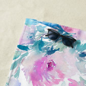 ピンクとブルーの花のコラージュ模様 ビーチタオル (インサイチュ)