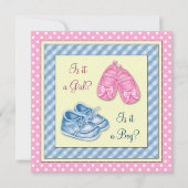 ピンクとブルーの靴の性別が赤ちゃんのシャワーを明らかにする 招待状 (正面)